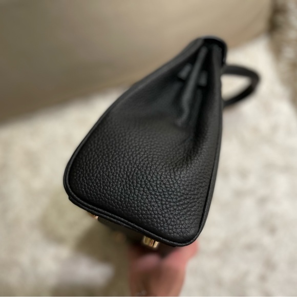 BNWT Leather Top Handle Bag - Picture 3 of 14